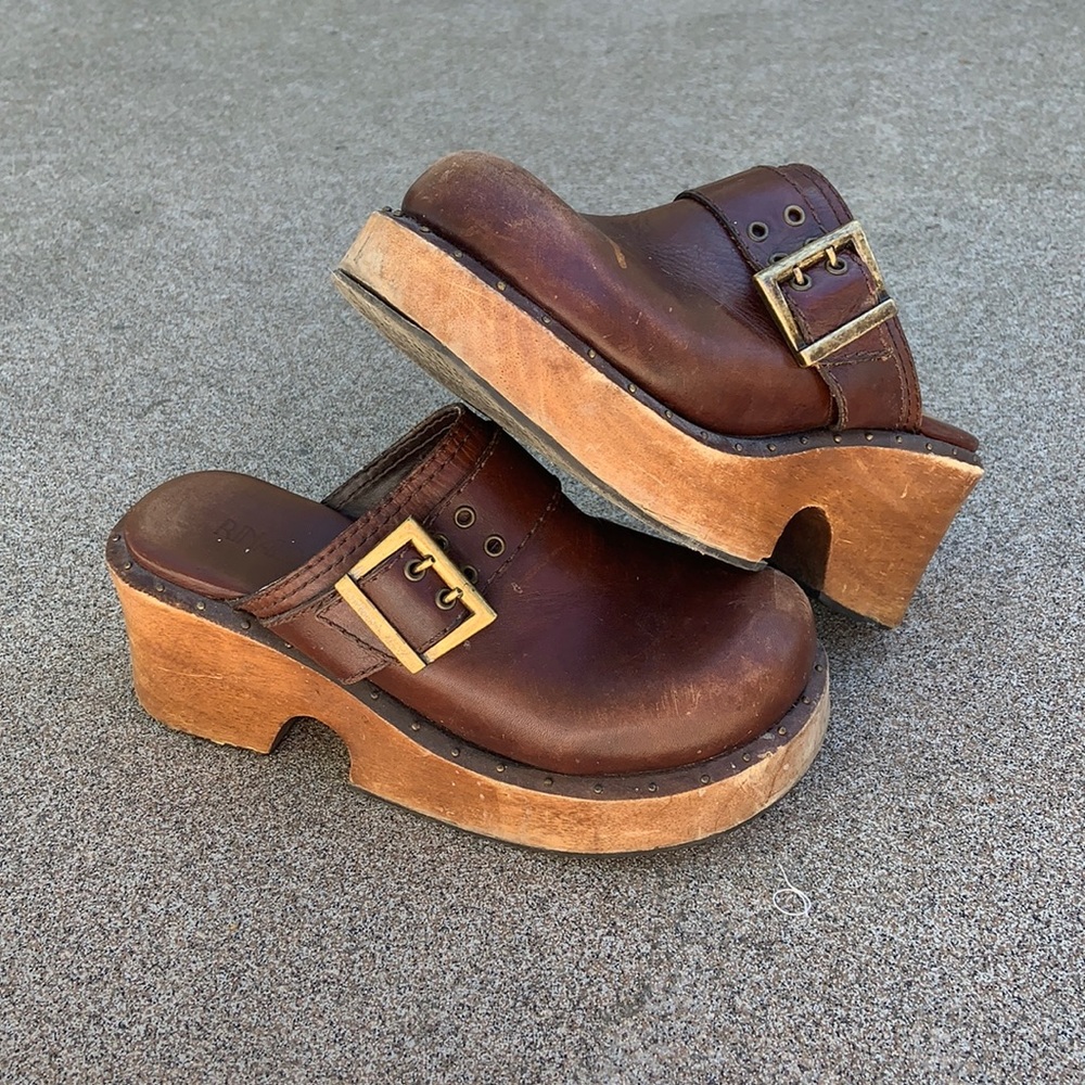 Vintage Rinaldi Wooden and leather clogs